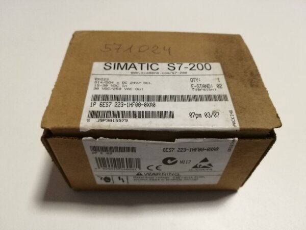 Siemens Simatic S7-200  6ES7223-1HF00-0XA0 4 DI/DO Modul 6ES7 223-1HF00-0XA0