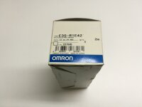 Omron E3S-R1E42 photoelectric sensor