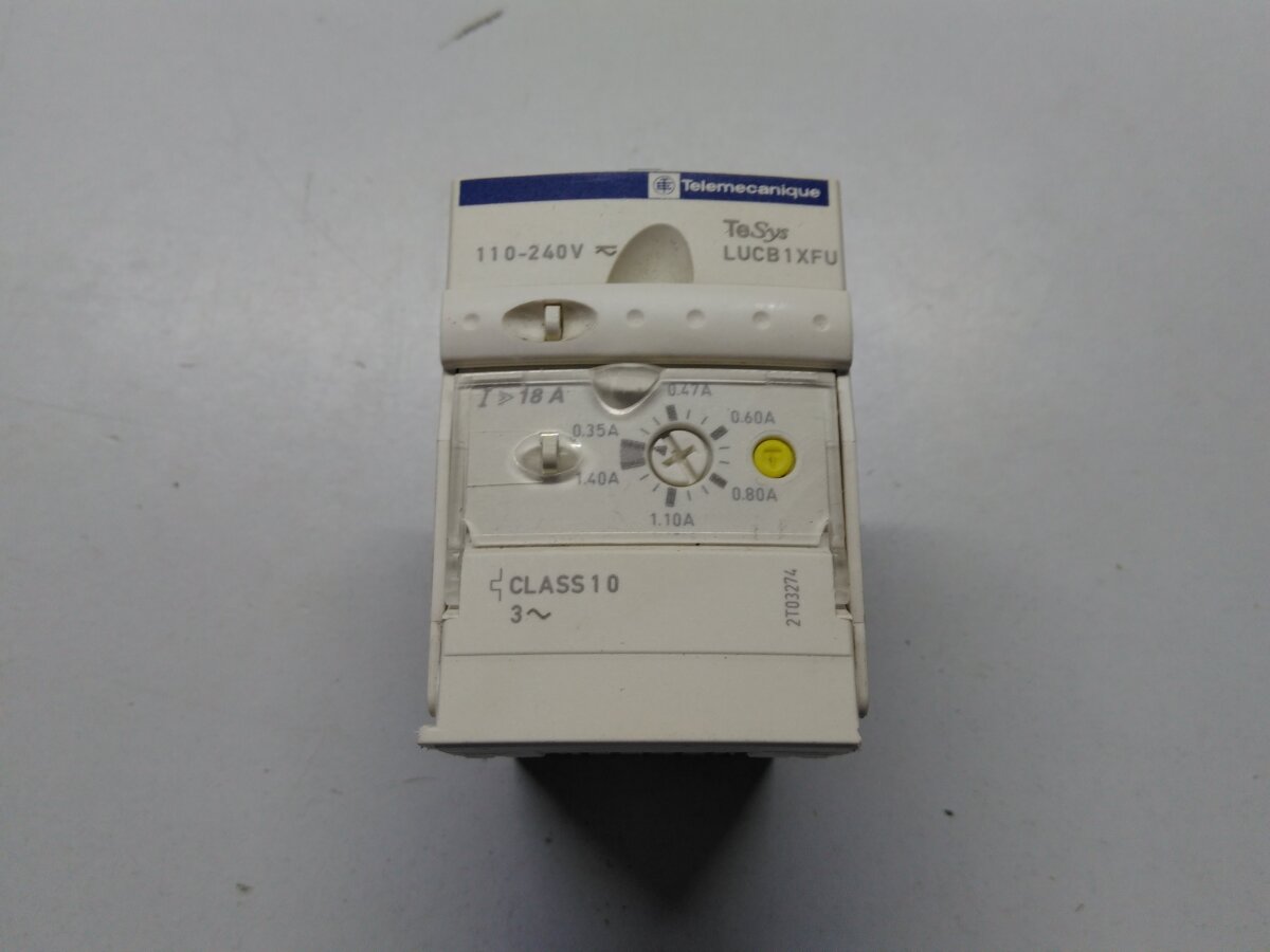 Schneider Electric LUCB1XFU TeSys Ultra Control Unit, 0.35A to 1.4A, 3P Motor Protection & Diagnostics — Steuerungen & Regler