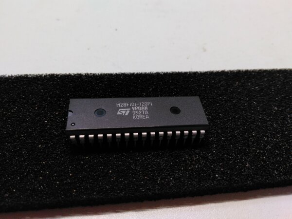 ST Microelectronics M28F101-120P1 Neu - Bulk ohne OVP Flash-Speicher IC