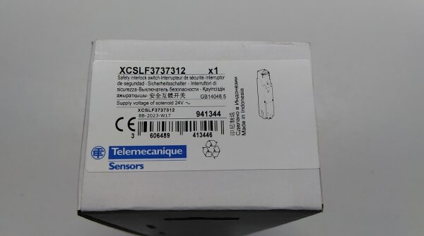 Telemechanique safety switch XCSLF3737312 IP67K tumbler