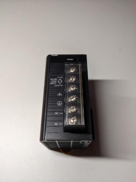 Omron CJ1W-PA202 SPS Netzteil