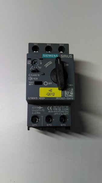 Siemens 3RV2021-1DA10 motor protection switch 2.2-3.2A circuit breaker