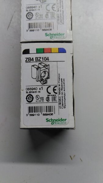 Schneider Electric ZB4BZ104 mit Schraubanschluss Hilfsschalterblock