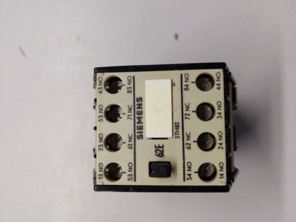 SIEMENS 3TH8262-0A 220V 50Hz 6NO 2NC Hilfsschütz 3TH8262-0A